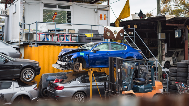A few high-end cars here too. Some were left-hand drive and were sold for parts.